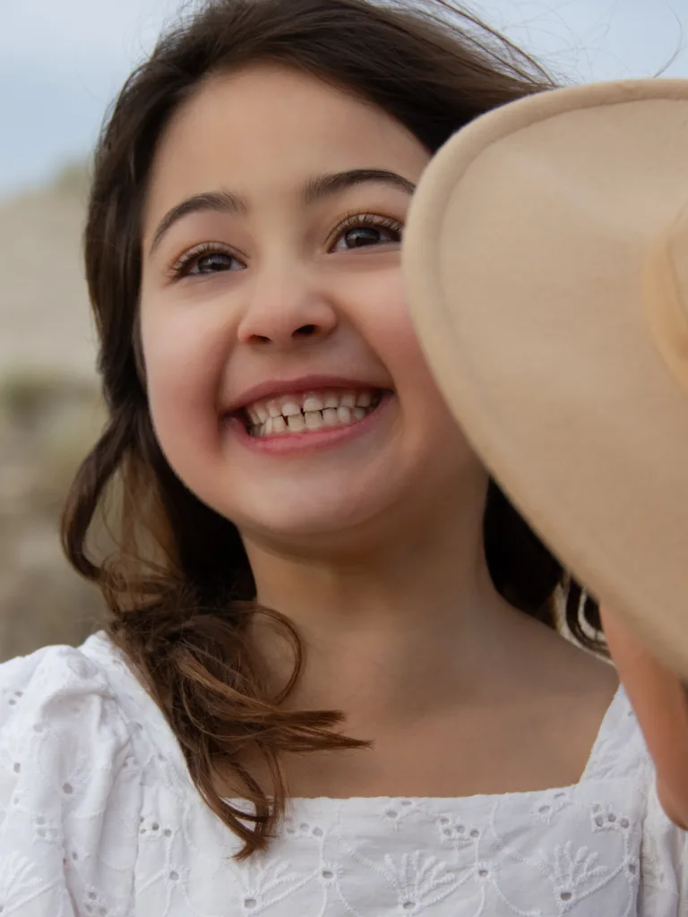 glimlach portretfoto portret meisje familiefoto